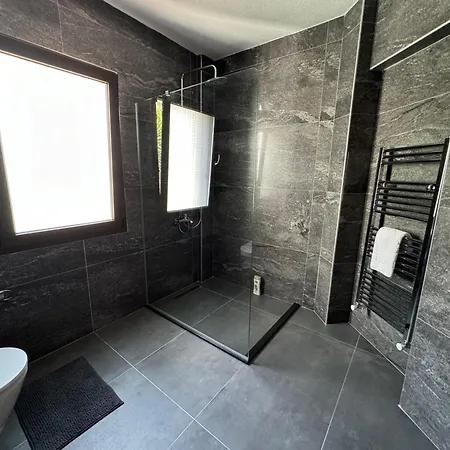 Merkezde Muestakil Havuzlu ボドルム