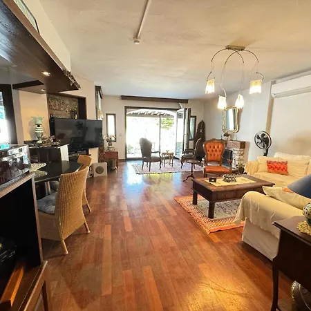 Vila Merkezde Muestakil Havuzlu Bodrum