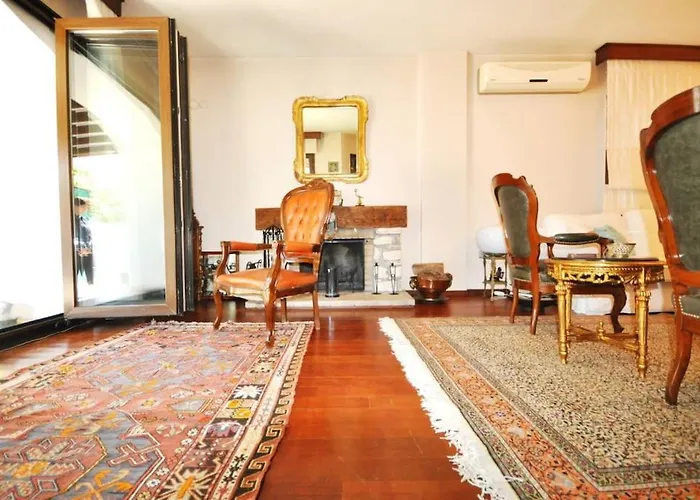 Villa Merkezde Muestakil Havuzlu Bodrum