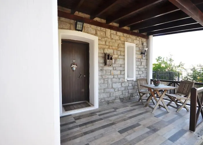 Villa Merkezde Muestakil Havuzlu