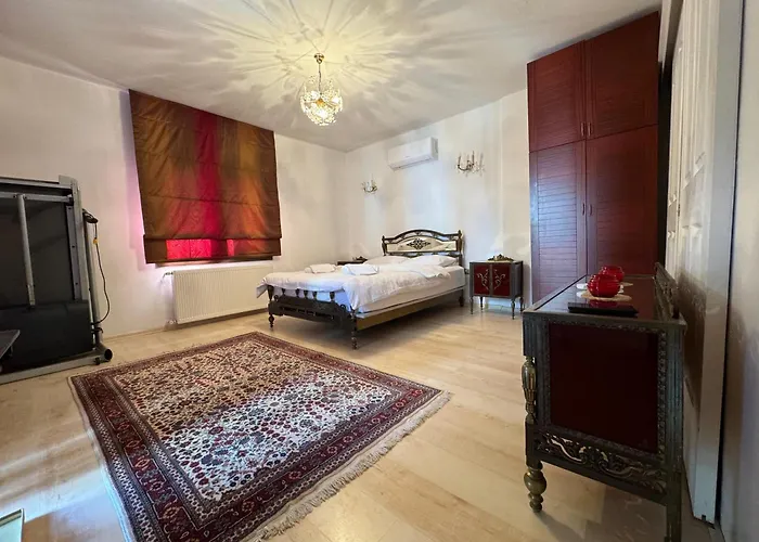 Villa Merkezde Muestakil Havuzlu Bodrum