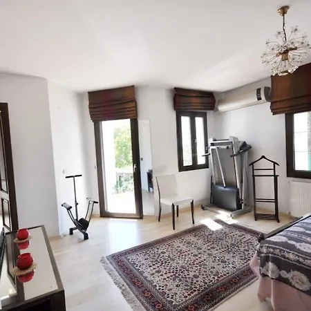 Villa Merkezde Muestakil Havuzlu Bodrum