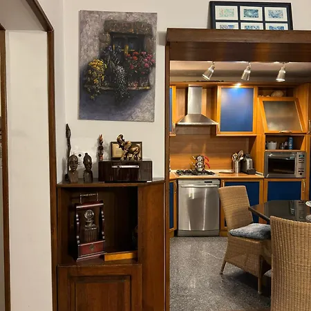 Merkezde Muestakil Havuzlu Villa Bodrum