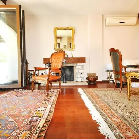 Willa Merkezde Muestakil Havuzlu Bodrum
