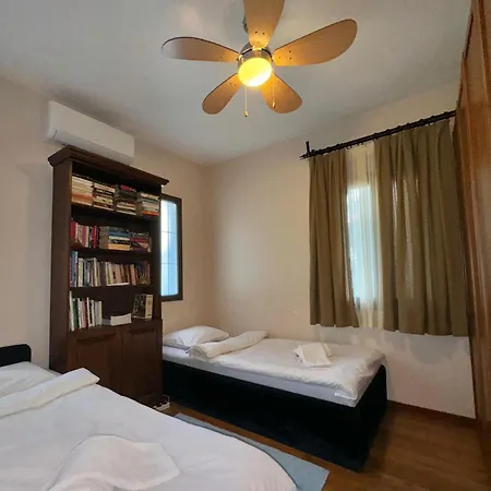 Merkezde Muestakil Havuzlu 빌라 Bodrum